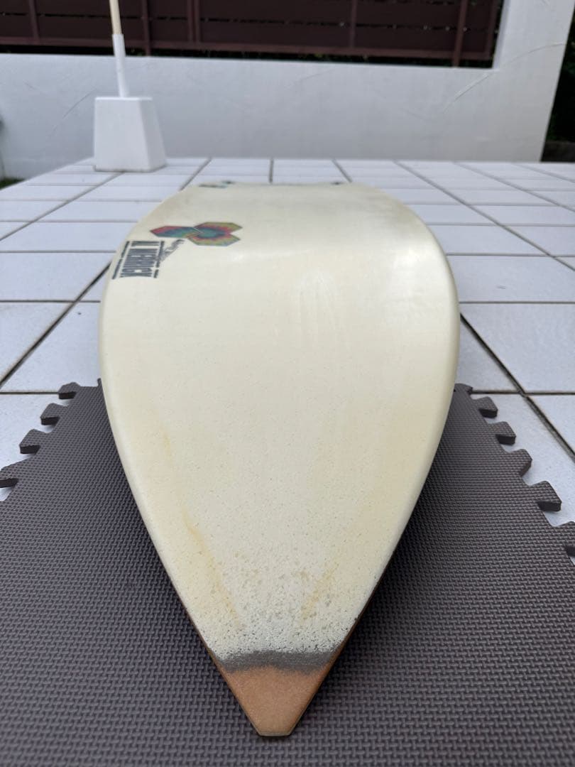 アルメリック　ロケット9 サーフボード ロケットナイン　ショートボード　5'6