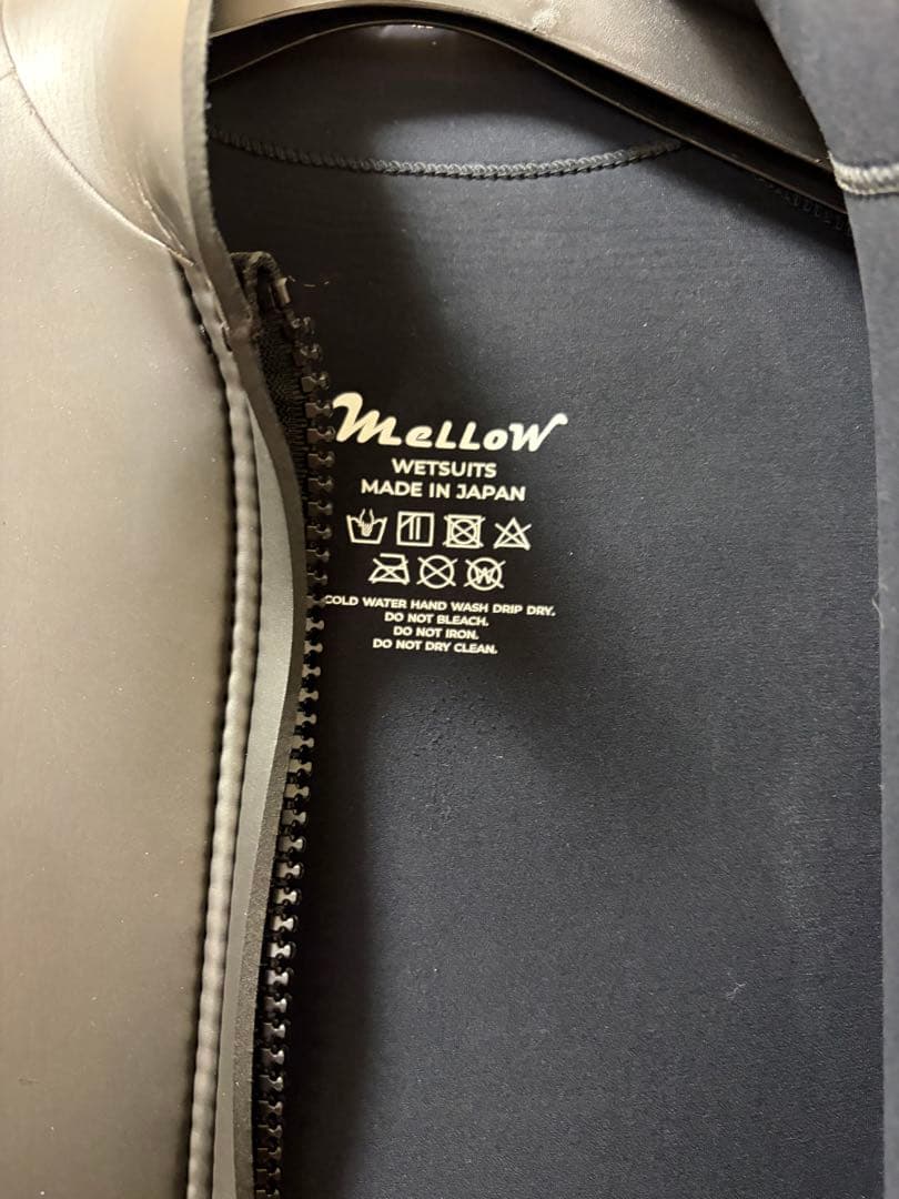 mellow ウェットスーツ