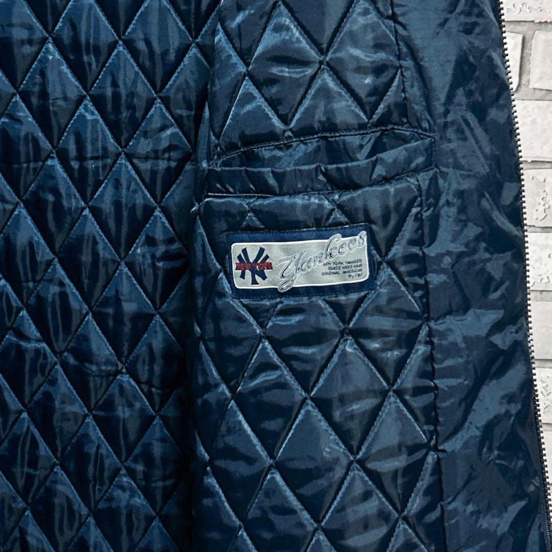 《人気》MLB☆ヤンキース キルティングジャケット ビッグロゴ XL ネイビー