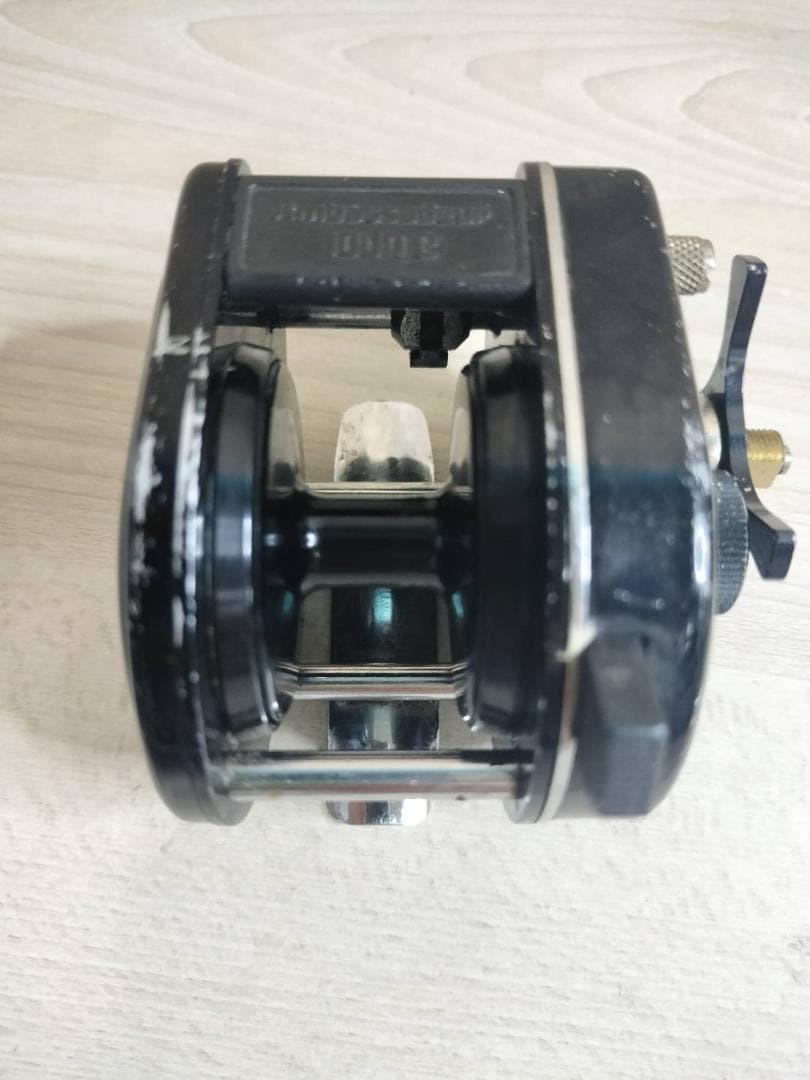 アブガルシア　アンバサダー1000C　ハンドルなし ビンテージ　リール