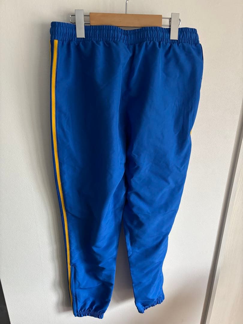 新品!adidas ウーブン トラックパンツ（ジャージ）