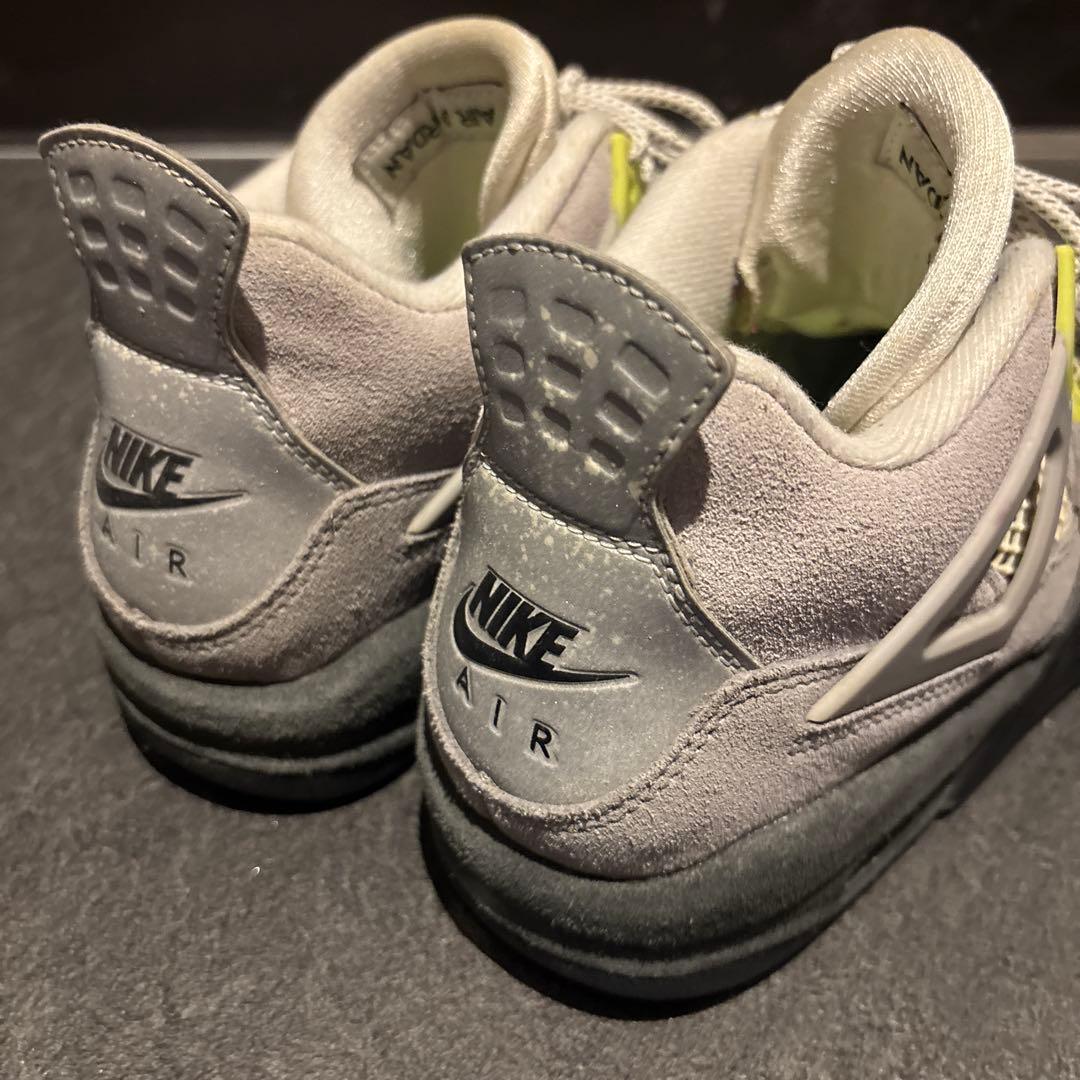 Nike Air Jordan 4 グレー/イエロー