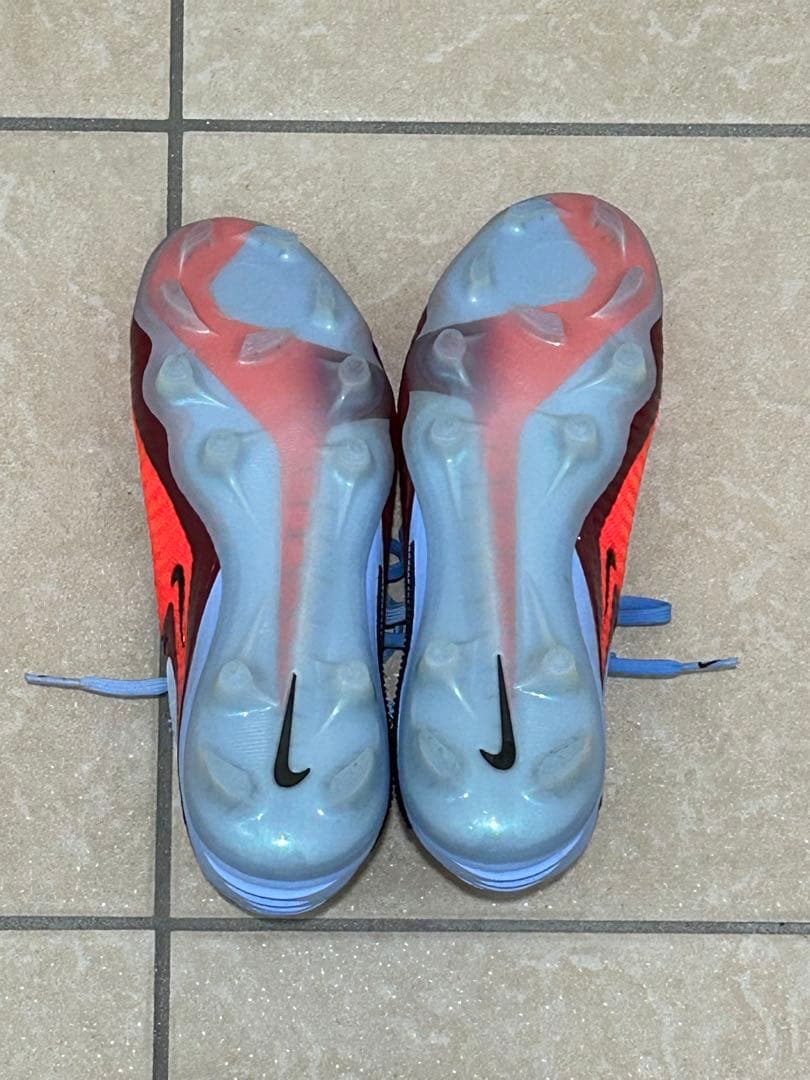ファントム 6 LOW エリート FG NIKE 26CM