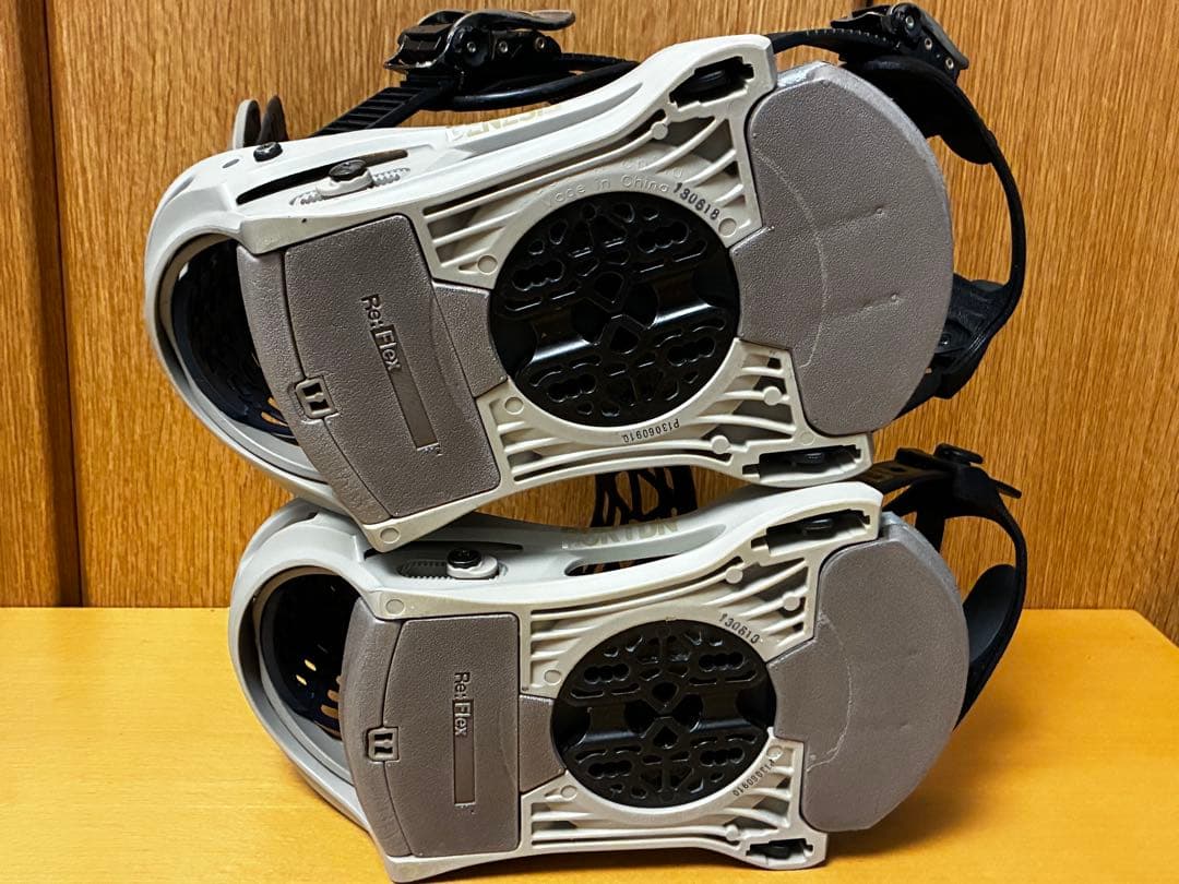 バートンBURTONバインディング【GENESISジェネシスTT（S）カスタム】