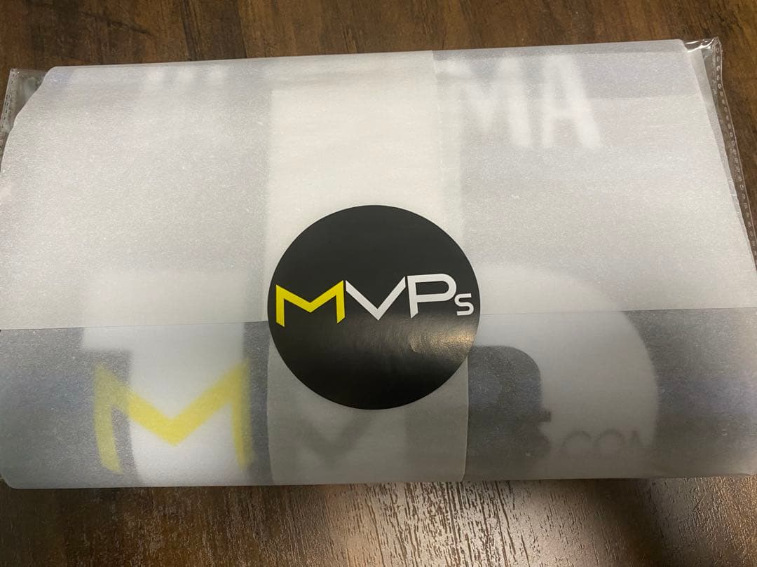 新品　ベンゼマ　直筆サインユニフォーム　 MVPs社 ミステリーボックス