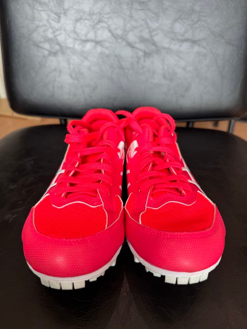 ASICS EF SPORT レッド スパイクシューズ