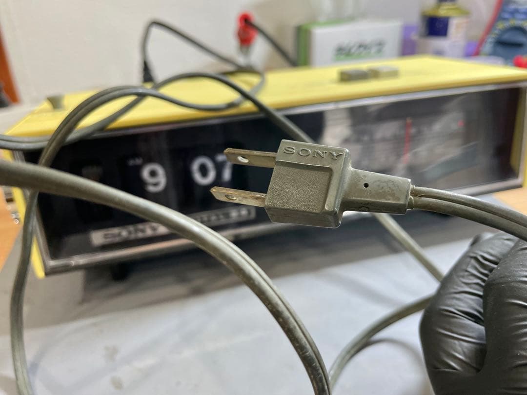 SONY パタパタ時計 レトロラジオ 稼働品 AM/FM 8CF-59F