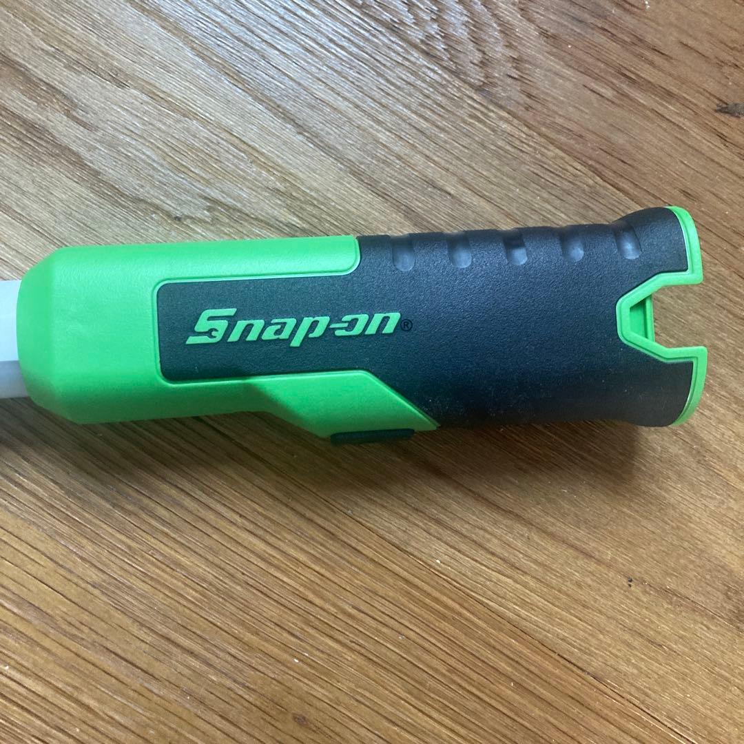 Snap-on LEDライト CTLU861 14.4V