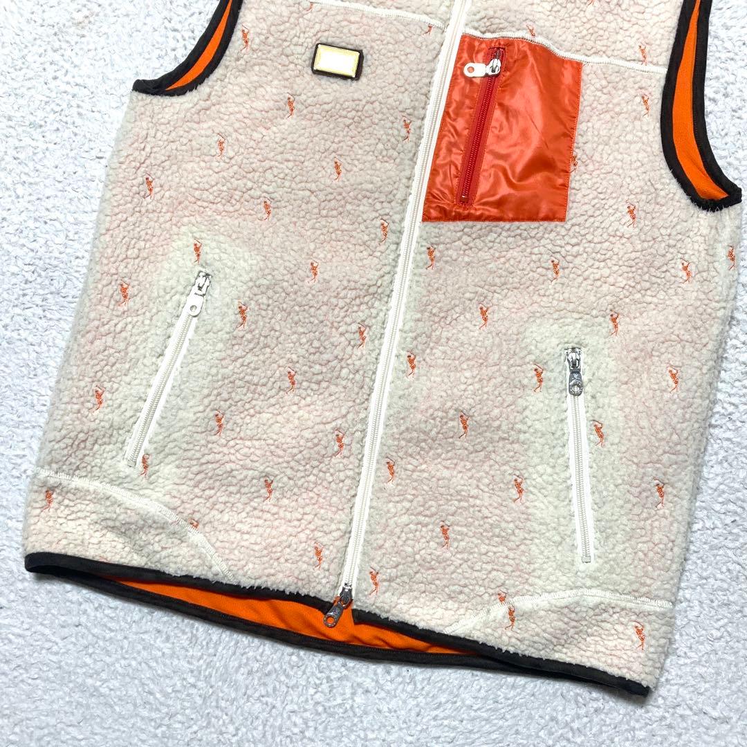 ま*ん様 MARK&LONA マークアンドロナ ボアベスト 刺繍 ガイコツ総柄