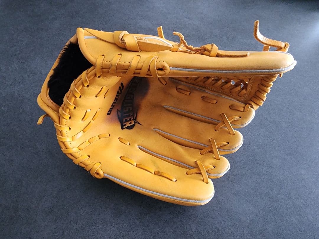 Mizuno FIELD GUSTER 軟式グローブ イエロー