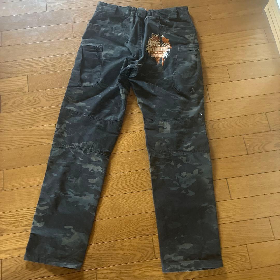 迷彩DRESSのタクティカルフィッシングパンツ　32 Lサイズ