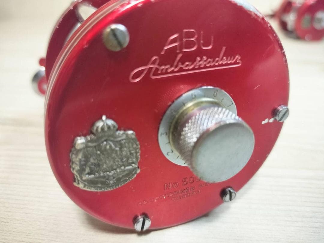 アブガルシア　アンバサダー5000　ビンテージ　リール abu 　レッド