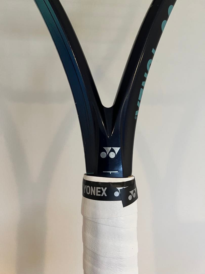 YONEX EZONE98L ヨネックス　イーゾーン98ライト　2022年モデル