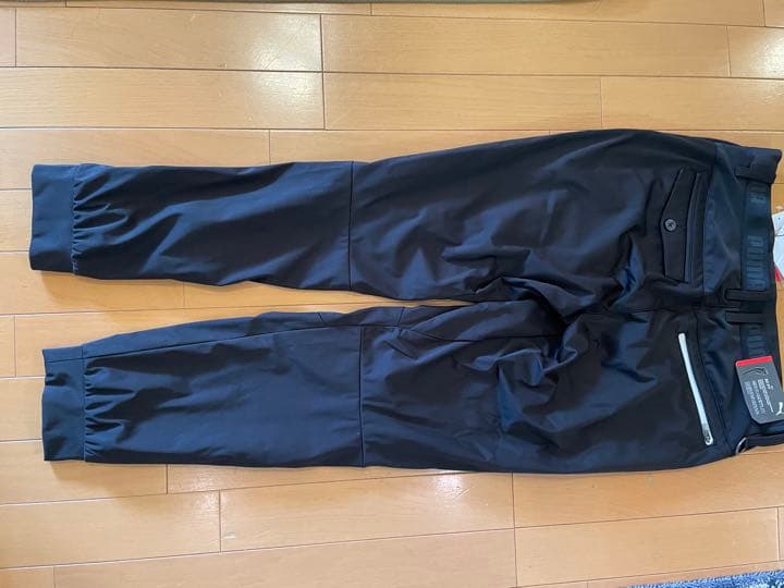 プーマゴルフ　新品秋冬パンツ