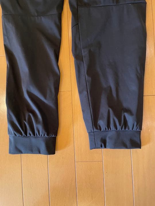 プーマゴルフ　新品秋冬パンツ
