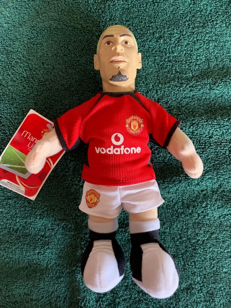 RioFerdinand直筆サイン入りポストカード+未使用タグ付きフィギュア