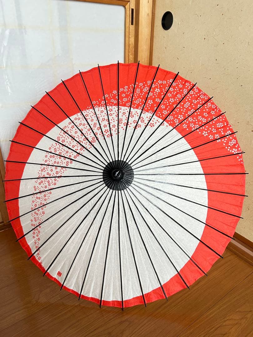さらに最終値下げ。2本継ぎ　和傘 継柄 踊り傘　希少　日本舞踊傘 赤と白