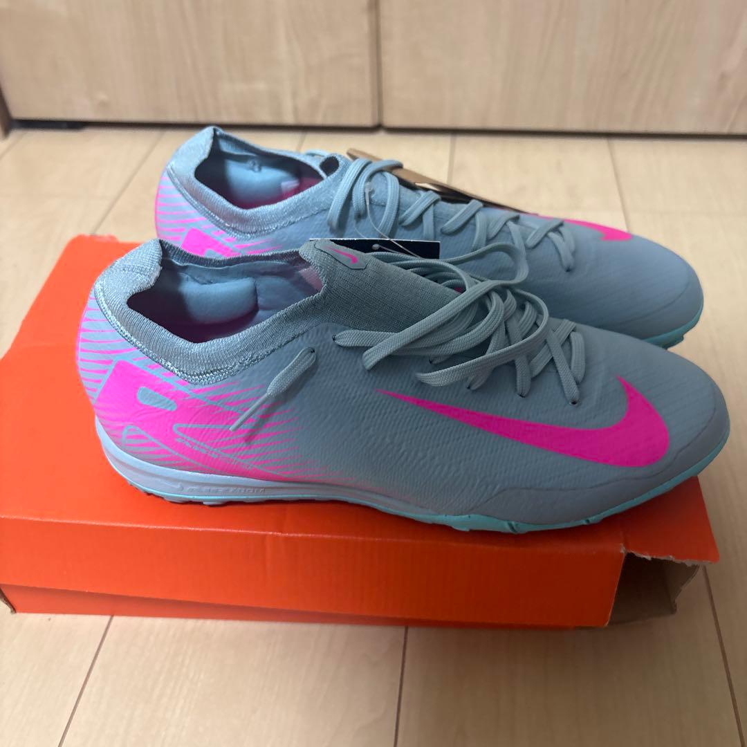 Nike サッカートレシュー