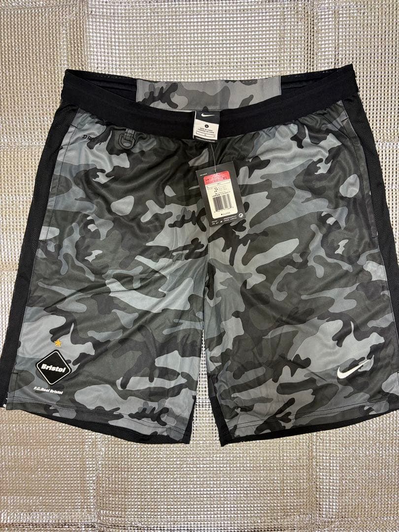 NIKE × F.C.Real Bristol