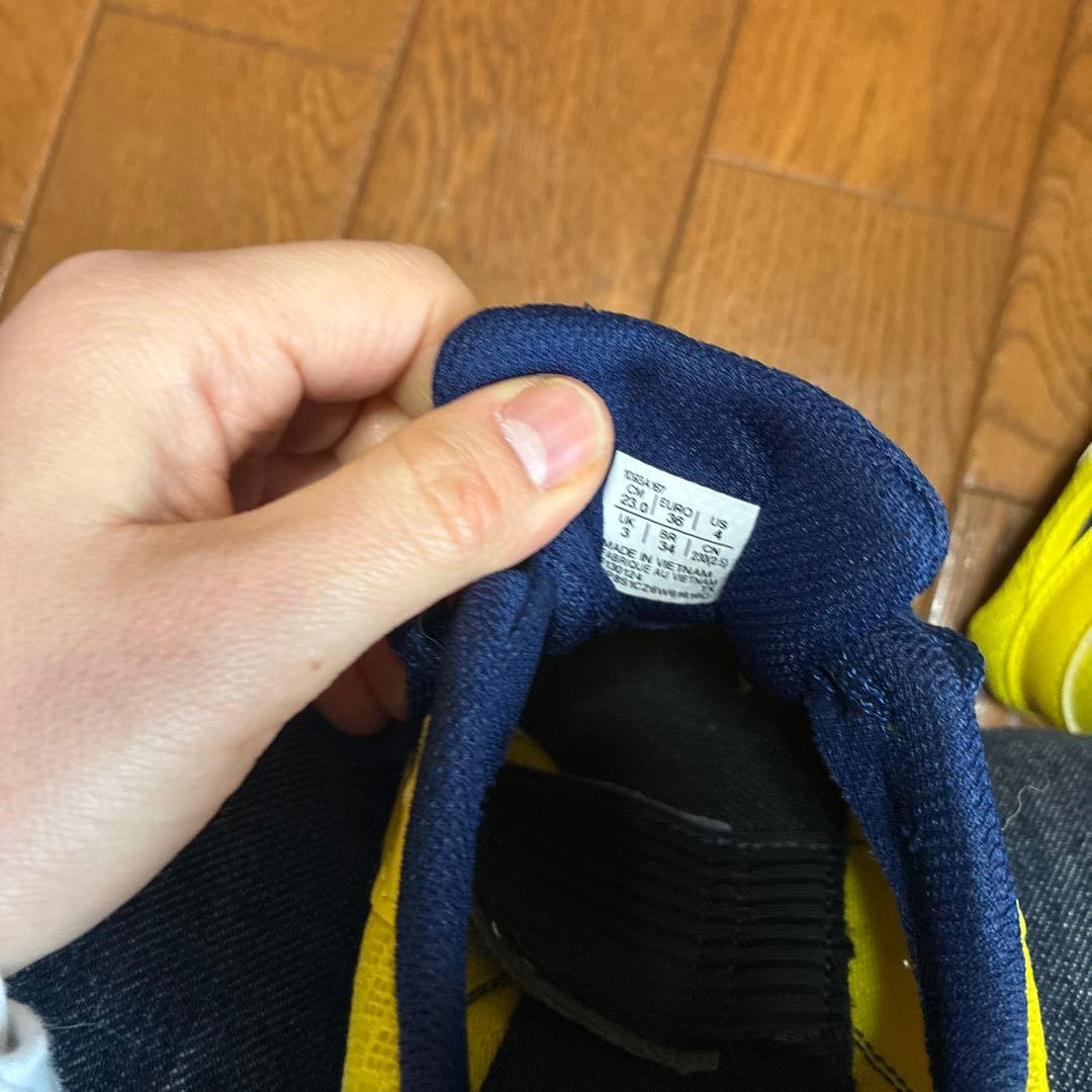 値下げしました！アシックス スパイクシューズ イエロー/ネイビー23センチ
