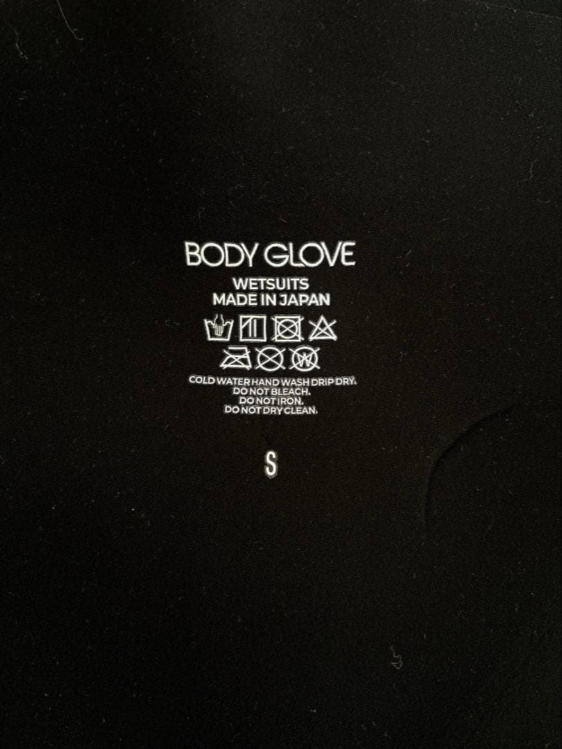 ★超美品 BODY GLOVE ボディーグローブウエットスーツ 3/2mm S★