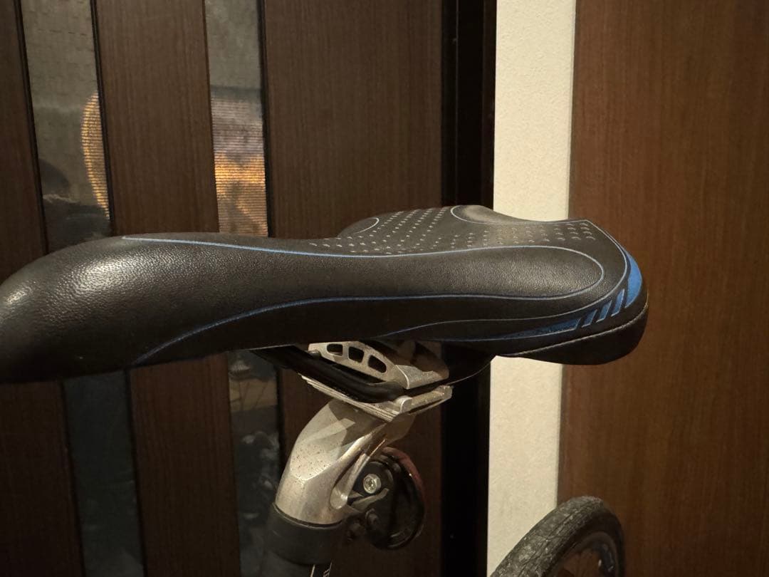 現状走行不可　部品取り等　TREK 7.4FX クロスバイク