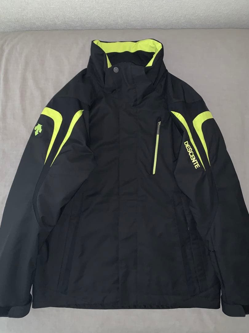 DESCENTE スキーウェア