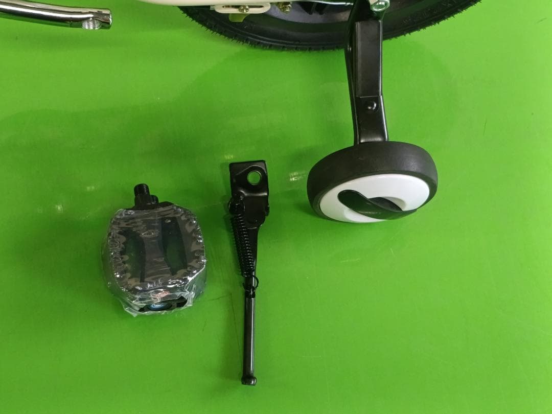 値下げ中！新品未使用 3in1 子供自転車 キックバイク 14インチkahki色